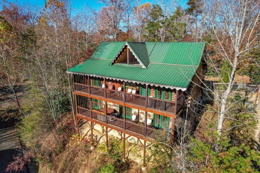 Spacious Smokies Cabin - Hot Tub With Mountain Views Gatlinburg Exterior photo